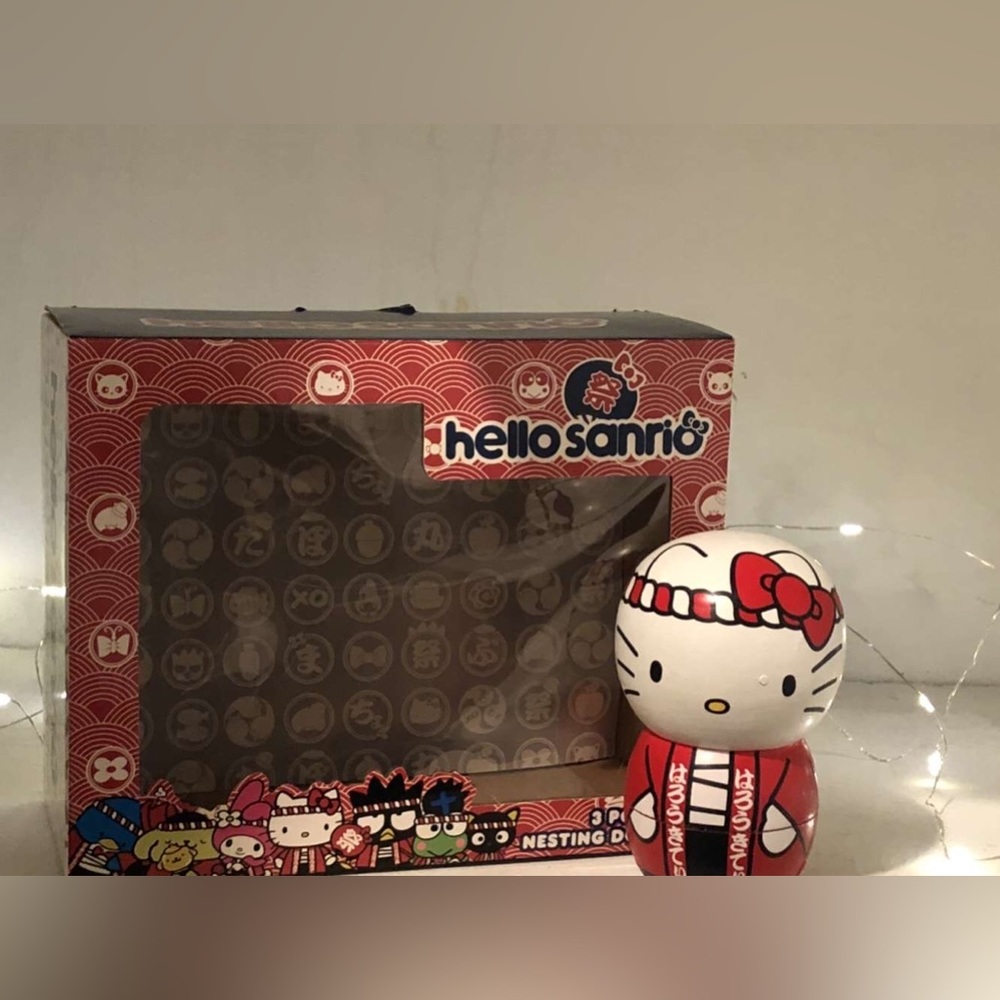 Hello Kitty Matryoshka dolls limited addition!!!! <33